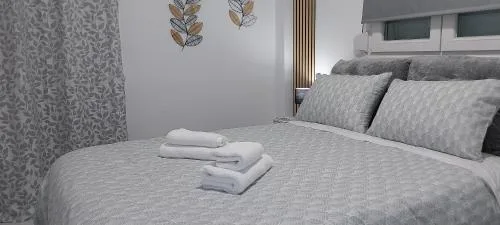 ThessVibe Home