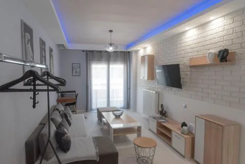 VIP Apt. Pezodromos Kalamarias