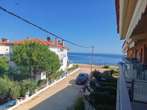 'Sunny Apartment' Gerakini Beach, Halkidiki