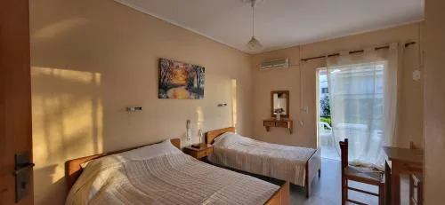 K SANTIS STUDIOS