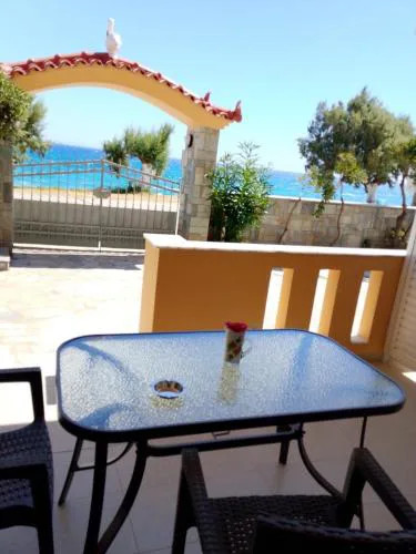 beach mourteri Evia