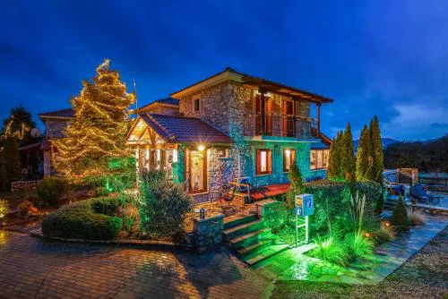 Arachova Mountain Villa
