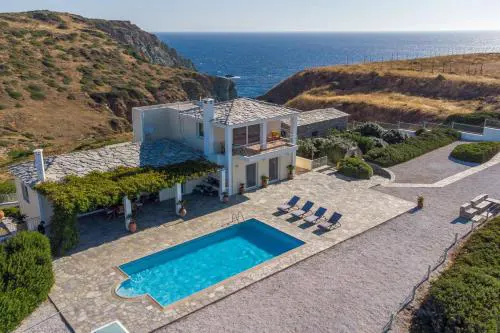 The Alexander Villa