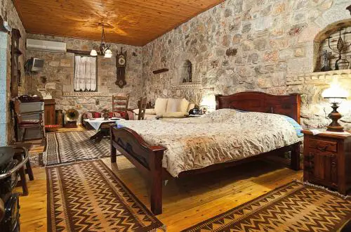 Alexandros Pension