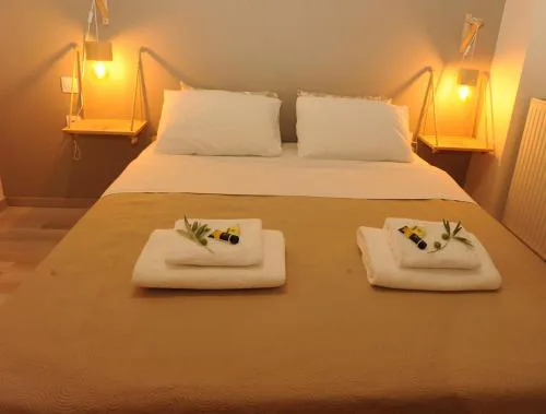 Delphic Moments II - Spacious apt 3BR 2BA with view