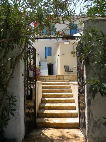 Sea House