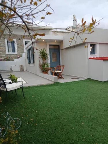 Angelouda's Sunny Garden Studio - Karystos Center