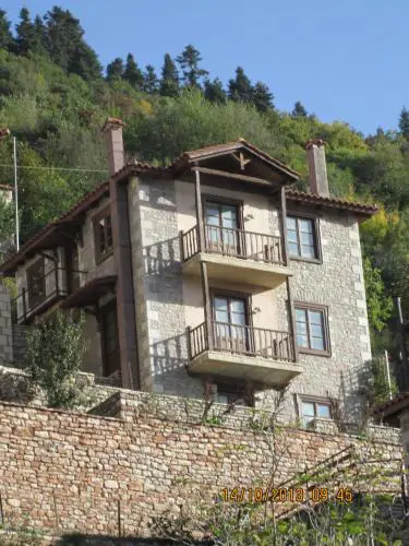 Villa Korfes-Πέτρινη Τριώροφη Βίλα-Άνεση & Ιδιωτικότητα