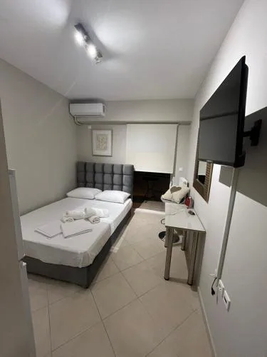 Silver's room