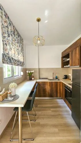Sunshore Center apartment #3