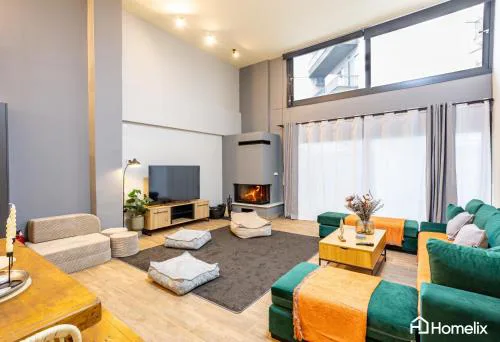 The Grand Loft 31