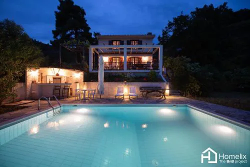 Villa VERA - private villa for 8 guests with pool