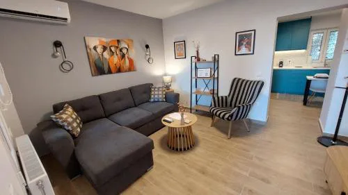 Calliope Apartment
