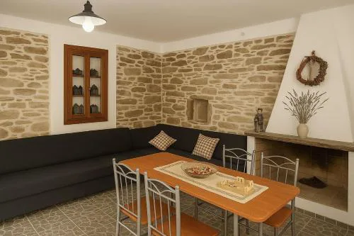 Papous house
