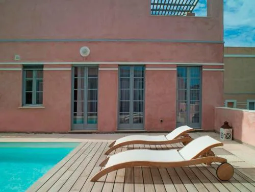Poseidonia Luxury