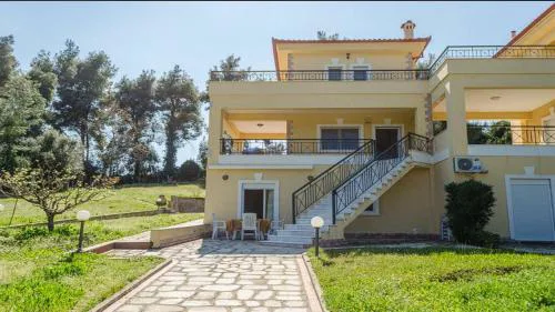 Xenius Zeus Sea View Maisonette in Glarokamvos I