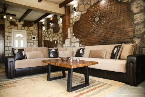 Giota's cozy house