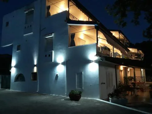 karavagelis rooms