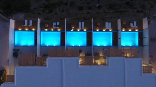 Aelia Collection Suites - Adults Friendly