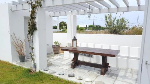 Akrotiri Skyros