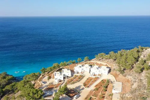 Akropolis Village Complex of Luxury Residence