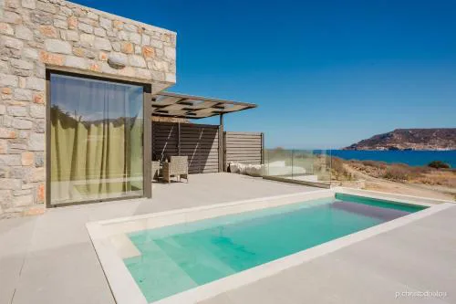 Relaxury Villa III