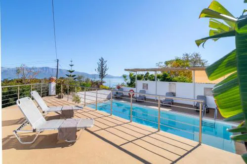 Luxury Villa in Nikiana with Stunning Views