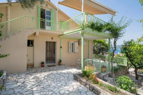 Nikiana hideaway