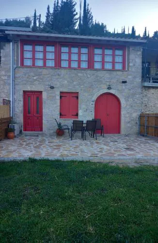 Sweet Red Home