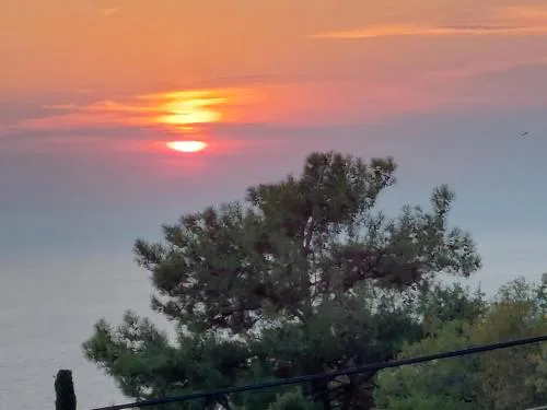 PORTO KATSIKI-HOME