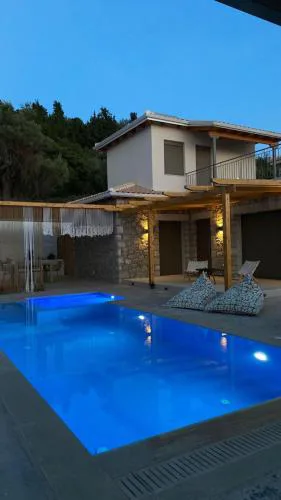 Zephyros Villas - Agios Nikitas