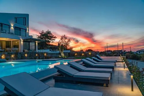 Eliandreia Luxury Villas