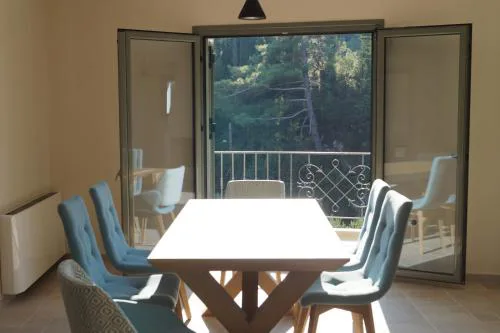 Lagkada Suites