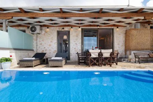 Goudis Suite Iro