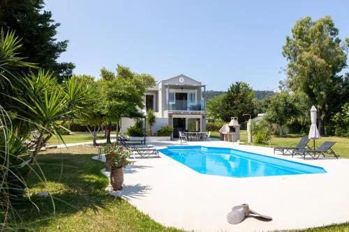 Gyra Villas