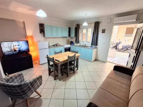 STEFANOS FAMILY APARTMENT