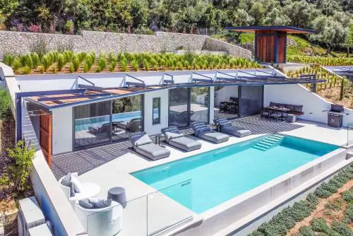 Villa Beyond the Dream