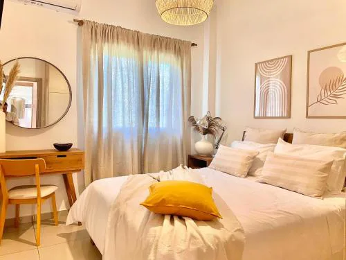 KL SUITES LEFKADA - Feel At home NEW BOHO APARTMENT 400m from beach NIDRI TOWN CENTER