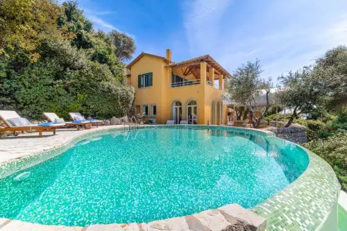 Villa Elpida