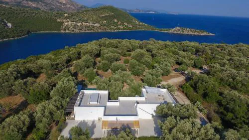 Villa Mavrades