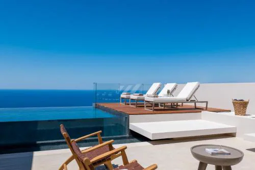 Artblue Villas