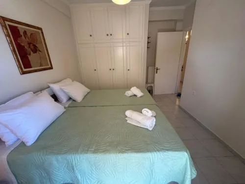 Makis Apartments