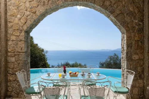 Villa Astarti by Villa Plus