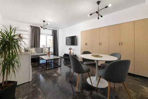 Elli City Apartment