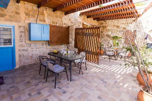 Galini Apartments Old Town