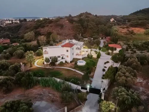 Adama Luxury Villa