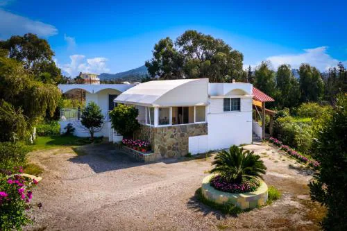 Flora Beach House