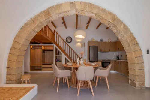 Antonis Traditional House