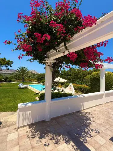 Villa Paradisos Archangelos