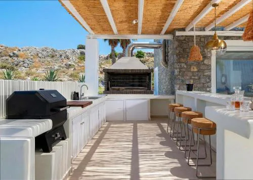 Villa for 8 persons in Lindos